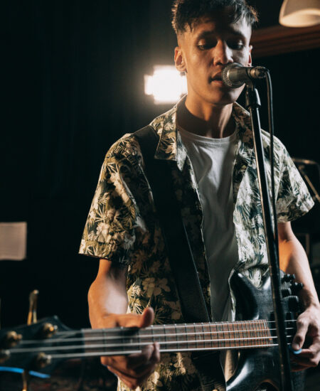 bassist bassist